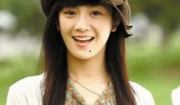 娱乐吃瓜女艺人喜欢显摆,揭秘娱乐圈“吃瓜女艺人”的显摆人生