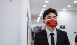 知情人士最新爆料,知情人士曝最新内幕，震惊业界大事件即将揭晓！